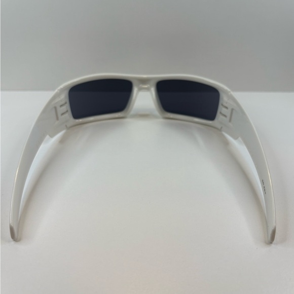 Oakley Gascan Sunglasses White - Made in U.S.A.  60•16 / Case & Cloth included - Picture 6 of 15